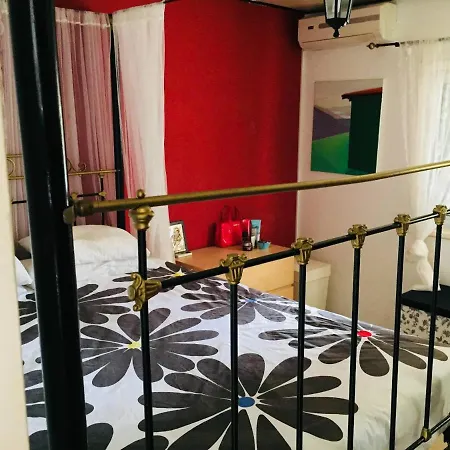 Artist In Dromolaxia * Ларнака