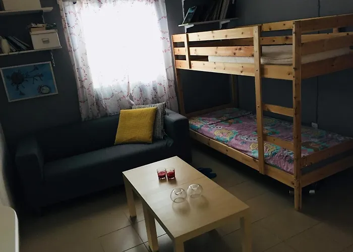 Artist In Dromolaxia Apartmán